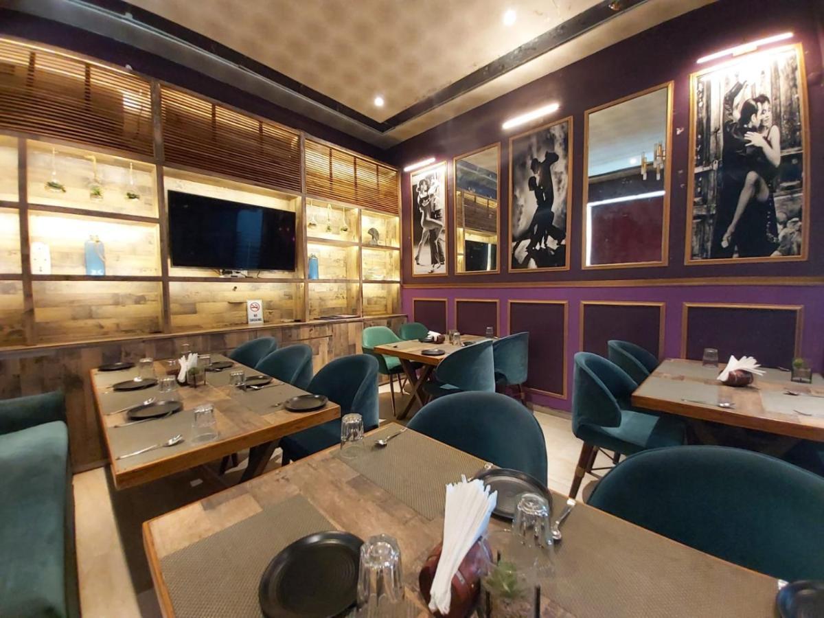 Hotel Ss Grandeur Lucknow Extérieur photo